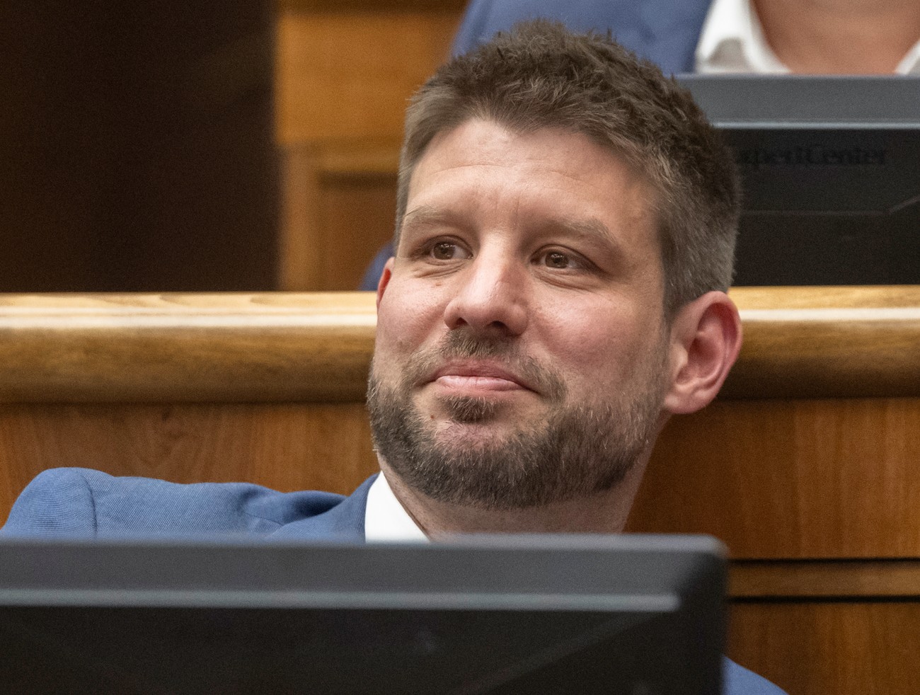 PS stále pred Smerom. Nový prieskum JOJ 24 ukázal aj zmenu medzi voličmi