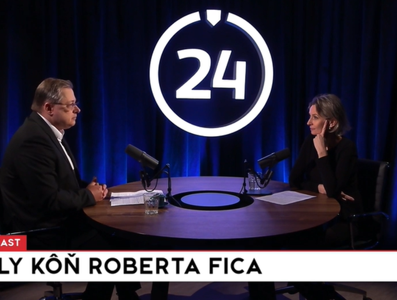 S M. Vašečkom aj o Ficovom bielom koni a somárikoch