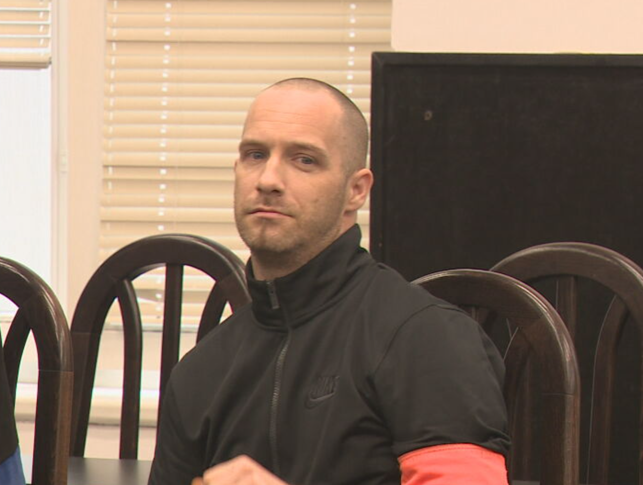 Bola to láska. Miloš však skončil s 45 bodnými ranami. Obžalovaný Samuel tvrdí, že nie je vrahom