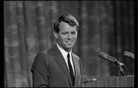 Robert Kennedy: Ve stínu úspěchu