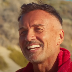 Julian McMahon