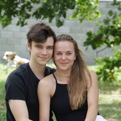 Naši - Gregor Miler & Sára Polyaková