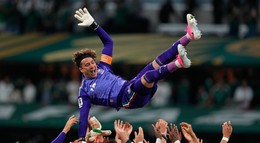 Ochoa sa lúčil s futbalom tam, kde s ním začal