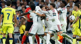 Kuriózny moment v LaLige! Vinicius po góle s červenou kartou, Barcelona stále bez straty bodu