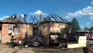 Obrovský požiar domu. Rodinám zhorelo úplne všetko
