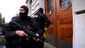 Súd rozhodoval o väzbe pre údajného mafiánskeho bosa skupiny takáčovcov