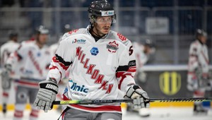 ZOSTRIH: Capitals prehrali na úvod s Capitals. Derby s Viedňou Bratislave nevyšlo