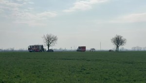 Tragické dopoludnie v Trnavskom kraji. Vodič uhorel vo svojom aute