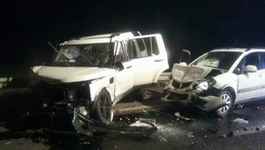 Pri Šamoríne sa zrazili tri autá, pri nehode zomreli dve mladé dievčatá