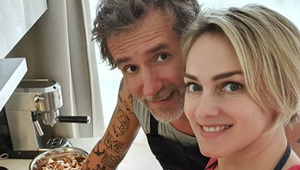 Trapas! Jaro Bekr sa TAKTO sekol s oslavou narodenín jeho manželky Moniky Hilmerovej!