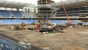 Výstavba Národného futbalového štadióna v Bratislave sa blíži do finále