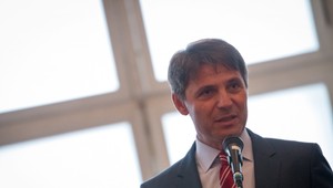 V kandidatúre na post primátora hlavného mesta SR podporujeme Iva Nesrovnala