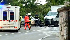 Opitý mladík sa v Košiciach zrazil s dodávkou, následne skončil v priekope