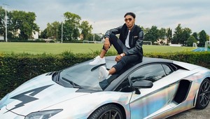 Aubameyang predviedol svoj vozový park. Bude aj naďalej v Londýne?