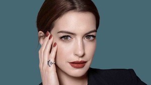 Anne Hathaway vystrašila fanúšikov: Čo si to urobila s tvárou?