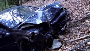 Nehoda na Čertovici. Najprv zákruty, potom mikrospánok a výsledkom bol pád