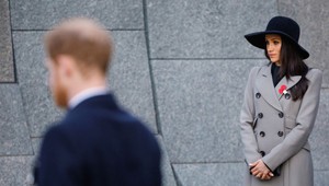 Otec Meghan Markle nebude na dcérinej svadbe