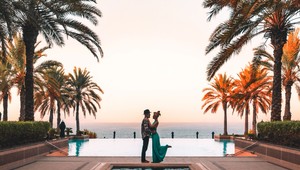 Kráľovský, exotický a orientálny – presne taký bude váš pobyt v Muscate. Odleťte do srdca Ománu, teraz už aj priamo zo Slovenska