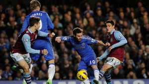 Chelsea zničila Aston Villu 8:0, ManU zakopol s Swansea