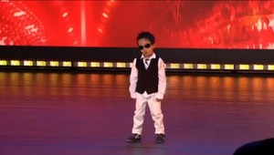 VIDEO. Tancujúci chlapček (4) sa stal hviezdou internetu