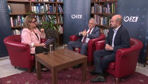 Analýzy 24: „Slovenská zahraničná politika je mimoriadne nečitateľná,“ tvrdí Dubéci