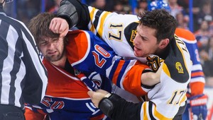 Balkánska bitka v NHL! Bol víťazom Lucic alebo Gazdic?