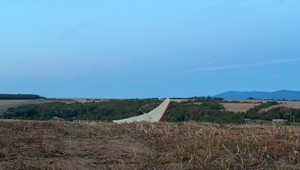 Neďaleko Vrbového sa zrútilo rogalo. Jeho pilot neprežil