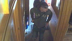 Šok v reštaurácii. Ukradli mu zbrane aj audinu!