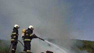 Náklad mu začal horieť počas jazdy. Škoda dosiahla asi 10 000 eur