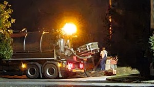 Tragická udalosť v Maduniciach: Jedna z osôb neprežila zaliatie obsahom žumpy