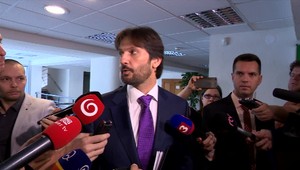 Na pojednávaní Rybaniča vypovedal Robert Kaliňák. Súd nakoniec odročili