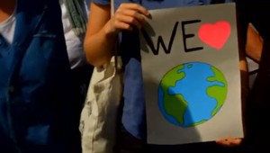 Protesty proti klimatickým zmenám takmer po celom svete. Planéta je v nebezpečenstve, hlásia