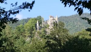 Zábery ktoré vyrazia dych: Vláda dronmi mapuje stav našich pamiatok