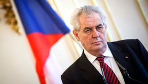 České hranice by mala strážiť polícia a armáda, vyhlásil prezident Zeman