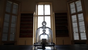 Vedci zmenili definíciu kilogramu. Jeho hmotnosť sa mení