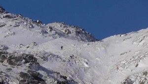 Platí 1. stupeň lavínového nebezpečenstva pre väčšiu časť slovenských pohorí