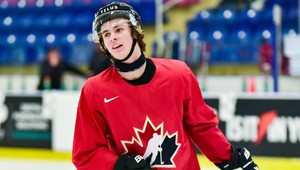 ŠOKUJÚCA správa o najväčšom talente tohtoročného draftu NHL