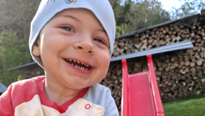Bojujú o životne dôležitý liek pre Tobiaska (2). Na Slovensku ho nevedia zohnať