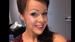 Keď jej dcéru stretnú na ulici cudzí ľudia, vždy ju chytia za vlasy: Aha, čo má na hlave!