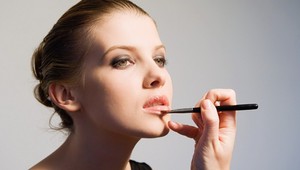 Každá žena si príde na svoje! 4 najväčšie trendy v líčení, ktoré musíte tento rok vyskúšať