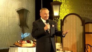 Bývalý prezident Schuster mal v nemocnici návštevu. Pozrieť ho bol Andrej Kiska