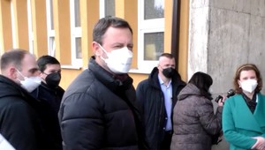 Premiér Heger zavítal pod Tatry: Venuje sa tam rómskej komunite