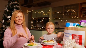Tesco spolu so zákazníkmi pomôže ľuďom  v núdzi prežiť krajšie Vianoce