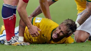 Neymara len dva cm delili od toho, aby skončil na vozíčku