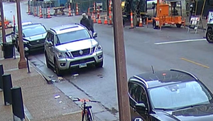 Vyčíňal v uliciach: Mladík chcel ukradnúť bábätko z náručia matky