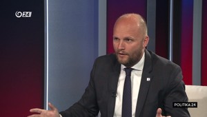 Naď v Politika 24: „Každý deň, kedy Fica naštvem, je pre mňa dobrým dňom.“