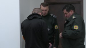 Útok so sekerou: Muž zo Srbska, ktorý sa vyhrážal smrťou, dostal podmienku