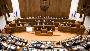 Takto naši poslanci hlasujú v parlamente