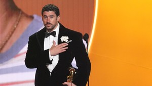 V Los Angeles rozdávali prestížne ceny Grammy. Album roka získal Bad Bunny