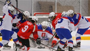 Hokejistky si pochvaľujú podmienky. Šampionát štartujú proti domácim